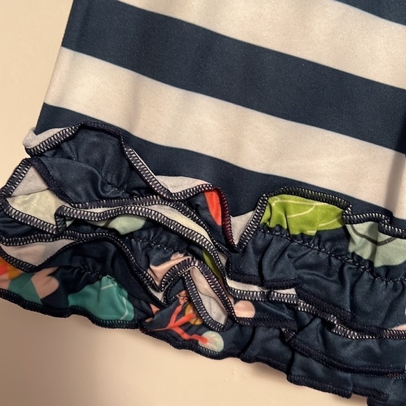 Navy & Coral Print Top With Rosette Detail And Ruffle Shorts - Picture 8 of 13